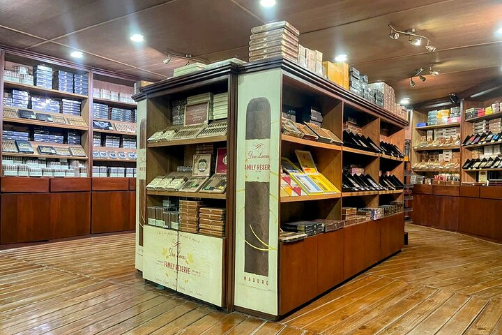 Guided Tour to Don Lucas Cigars Factory and Souvenirs Store - Photo 1 of 25